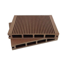 Hollow Facilitate Drainage Ventilate Resistance of Water Rot Crack WPC Decking